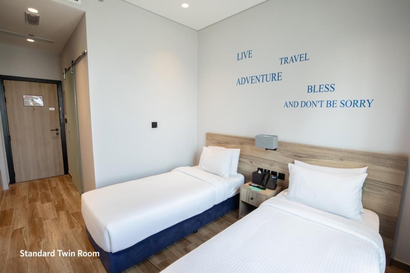 Kingsgate Canal Hotel By Millennium Dubai Camera foto