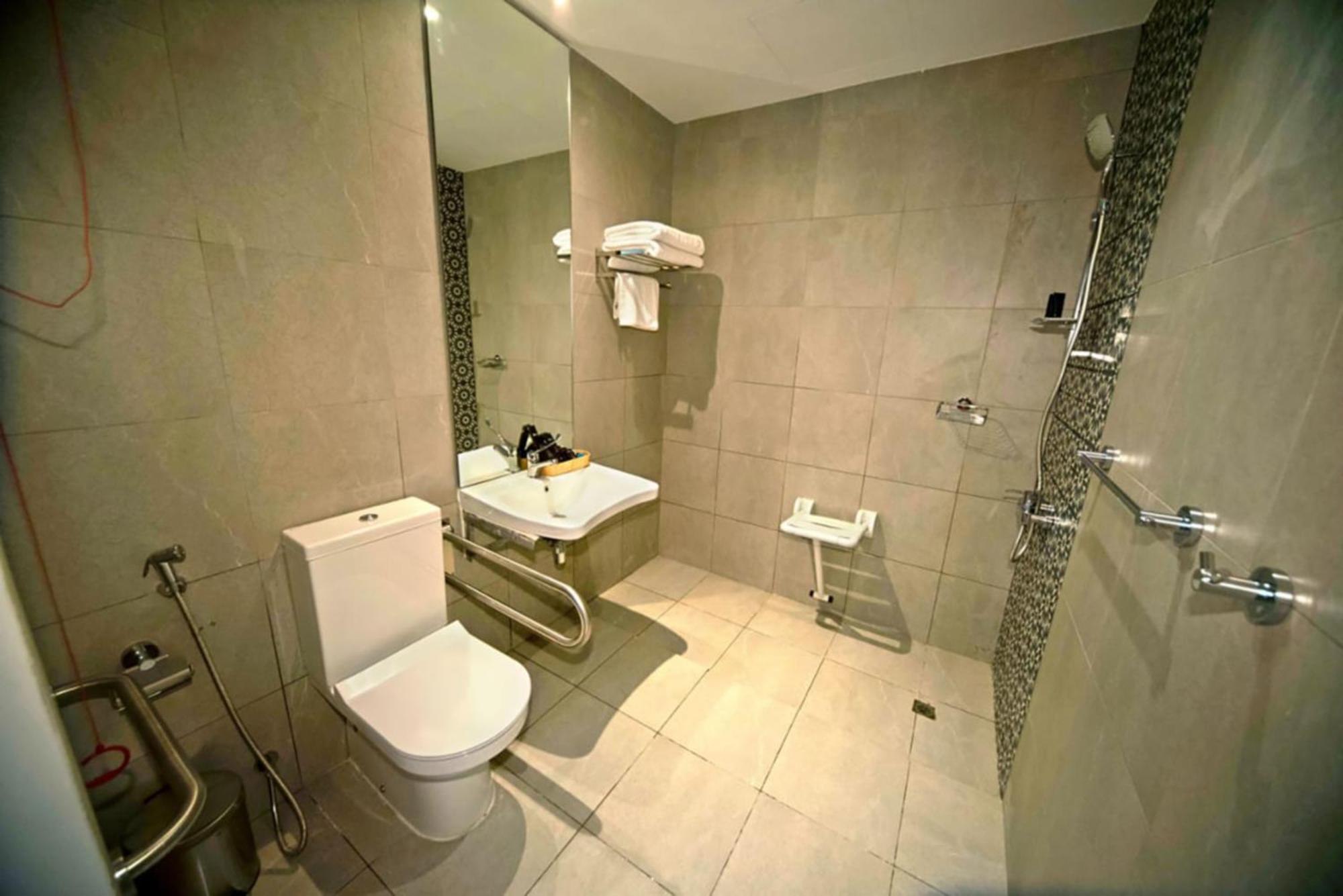 Kingsgate Canal Hotel By Millennium Dubai Esterno foto